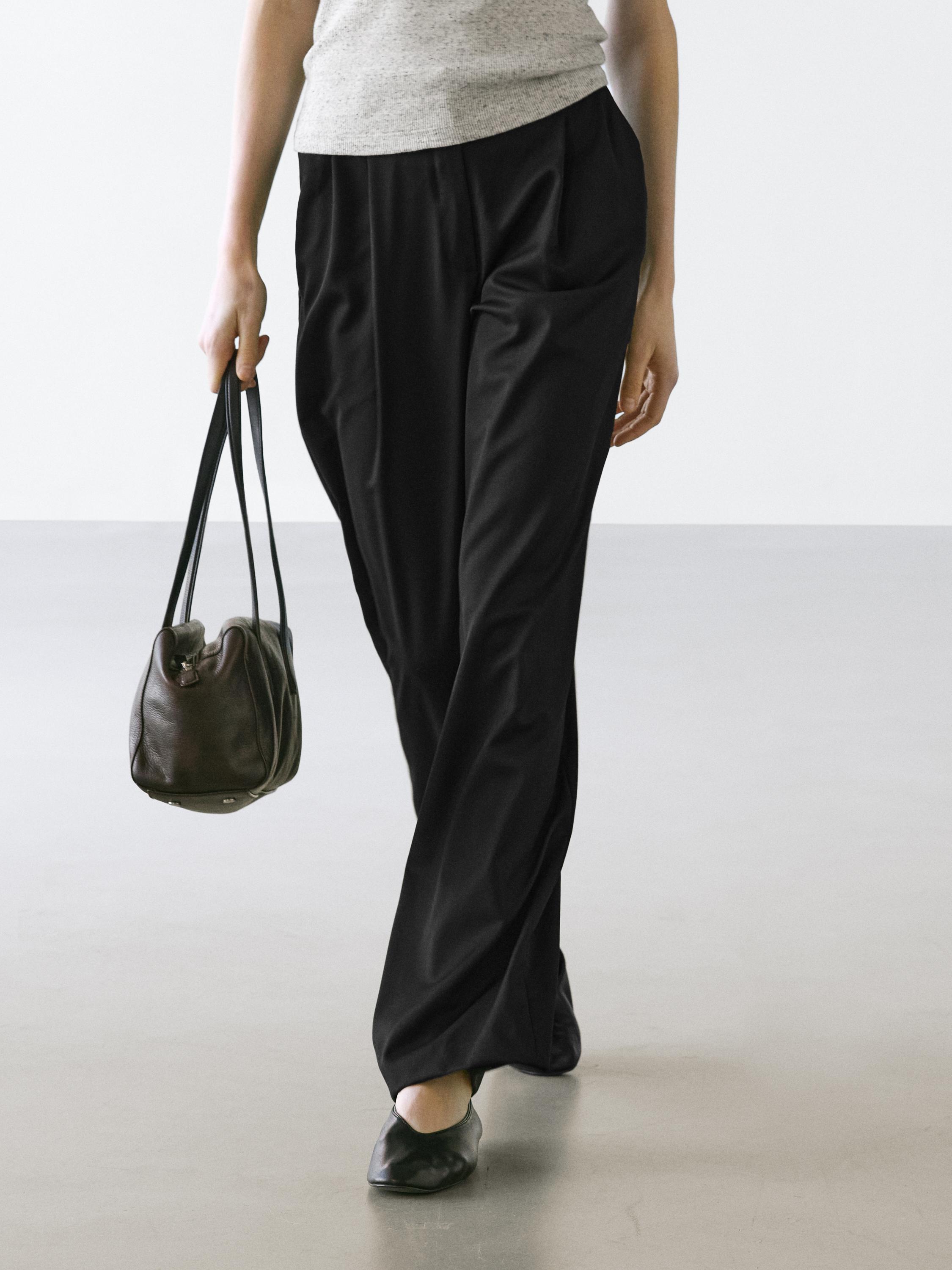 Pantalon plissé 100 % laine extra-fine